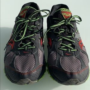 Saucony trail running shoes